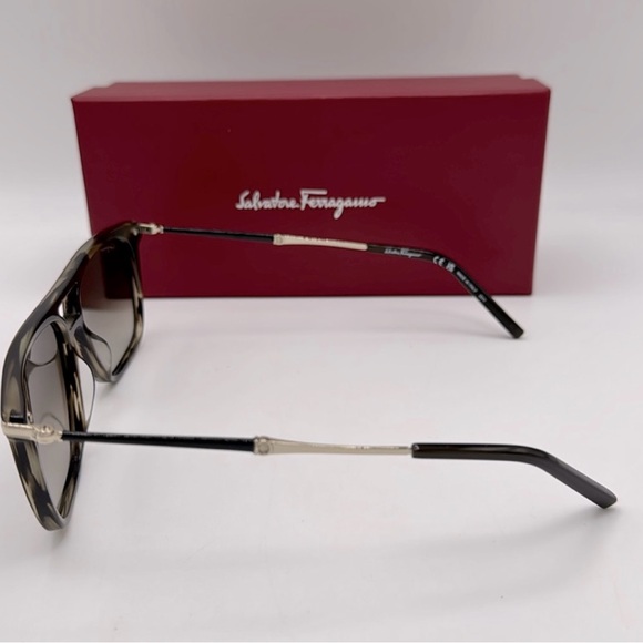 Salvatore Ferragamo SF966S Square Aviator Sunglasses Tortoise Made in Italy - Picture 5 of 10